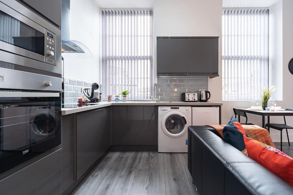 Jesouth Refreshing 1 Bedrm Condo Roomy Comfy Posh Kingston upon Hull Bagian luar foto