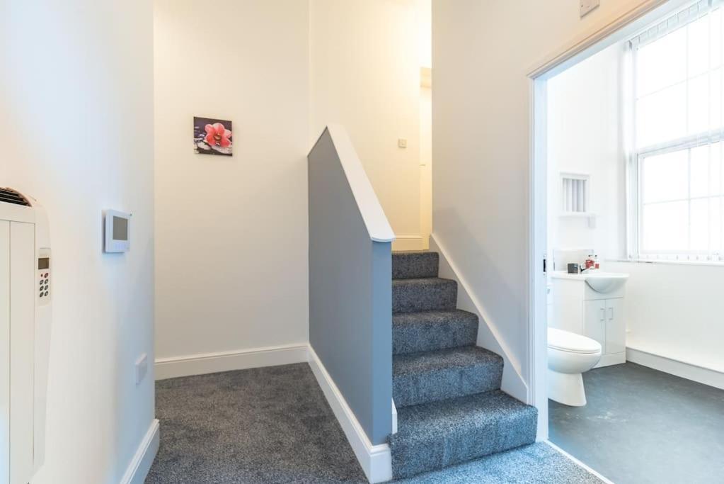 Jesouth Refreshing 1 Bedrm Condo Roomy Comfy Posh Kingston upon Hull Bagian luar foto